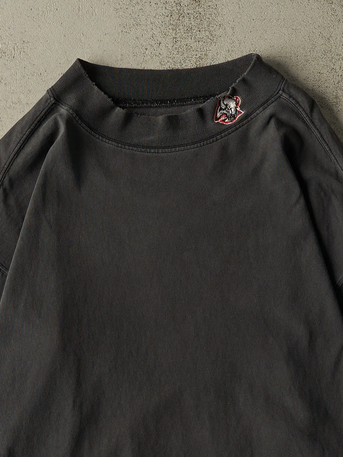 Vintage 90s Faded Black Buffalo Sabres Long Sleeve (XL/XXL) sold by Rebalance Vintage product image thumbnail 2