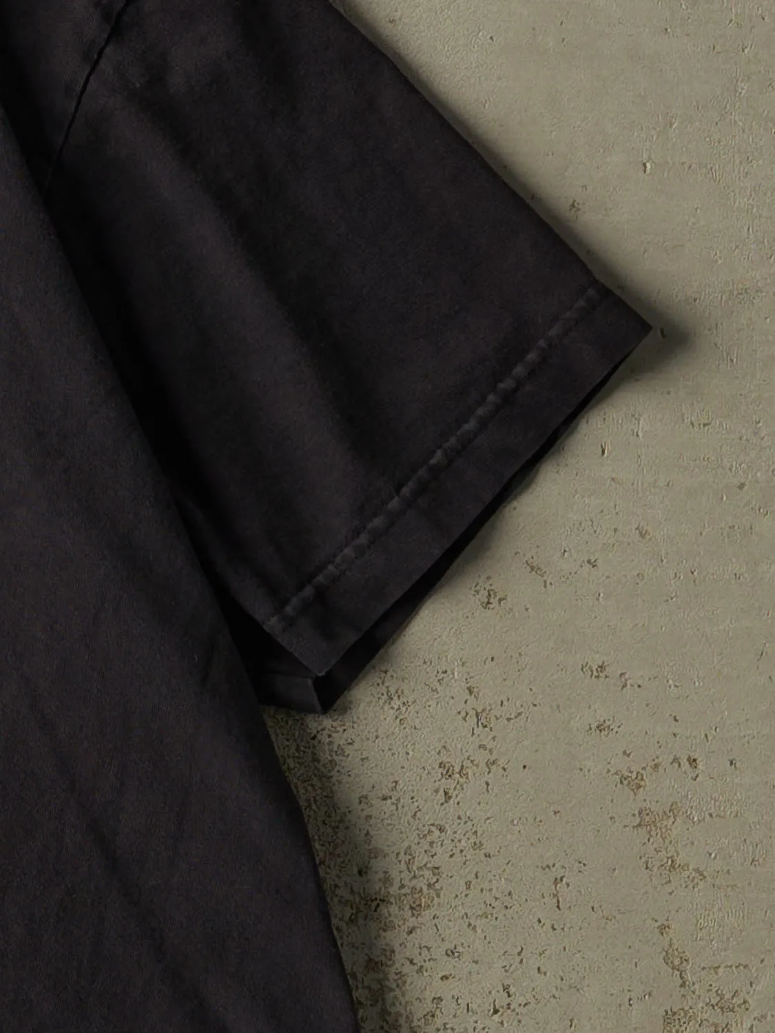 Vintage 90s Faded Black Saskatchewan Rough Riders Tee (M/L) sold by Rebalance Vintage product image thumbnail 4