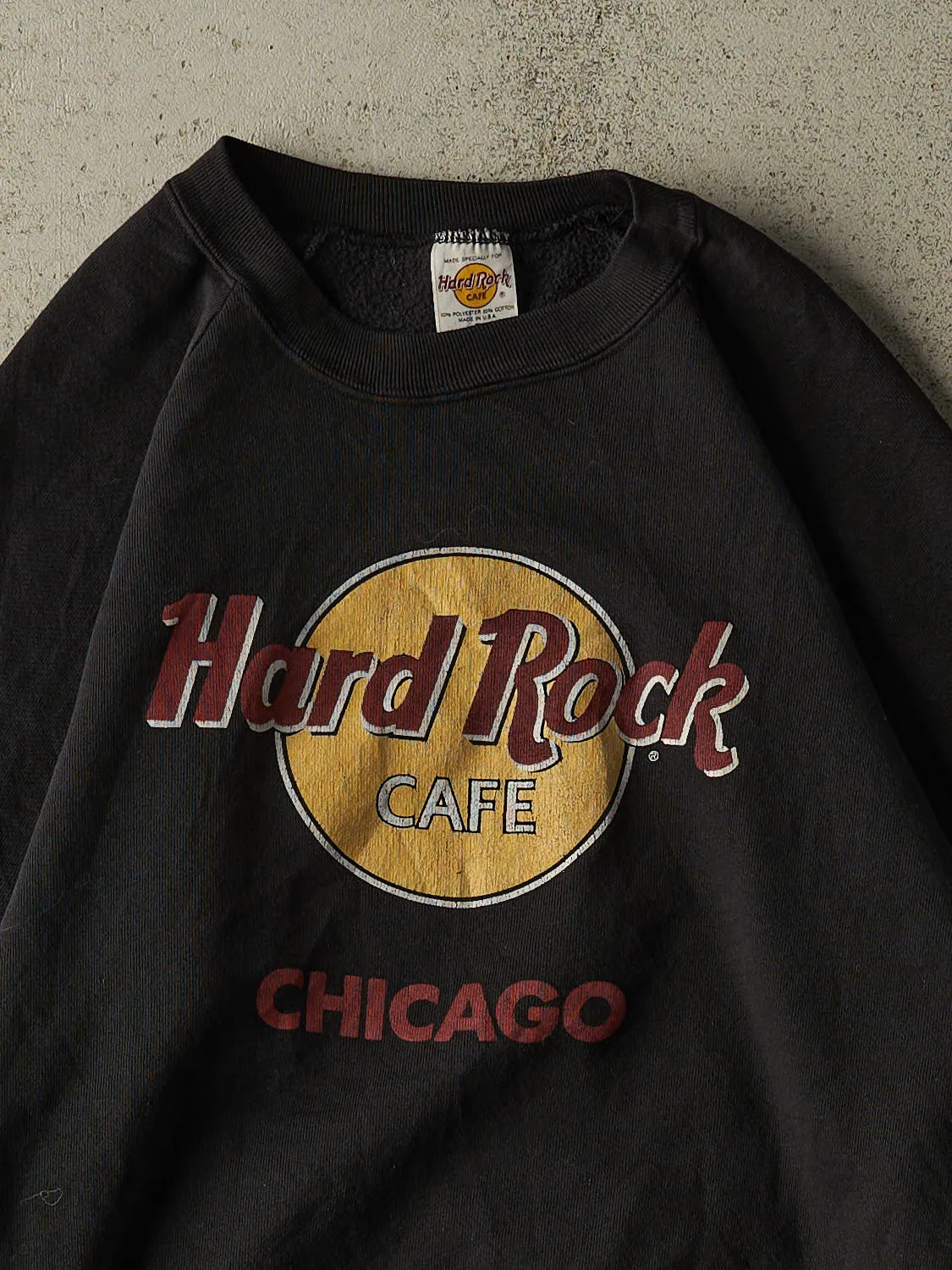 Vintage 80s Black Hard Rock Cafe Chicago Crewneck (S) sold by Rebalance Vintage product image thumbnail 2