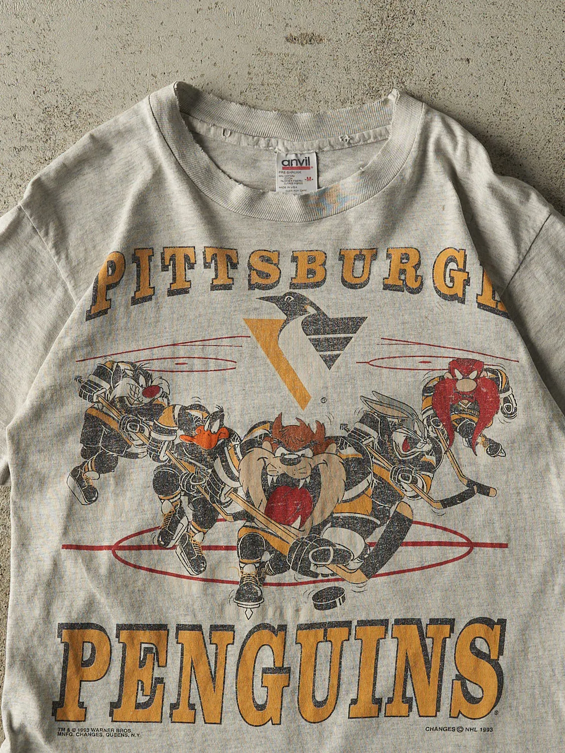 Vintage 93' Grey Pittsburgh Penguins x Looney Tunes Tee (S) sold by Rebalance Vintage product image thumbnail 3