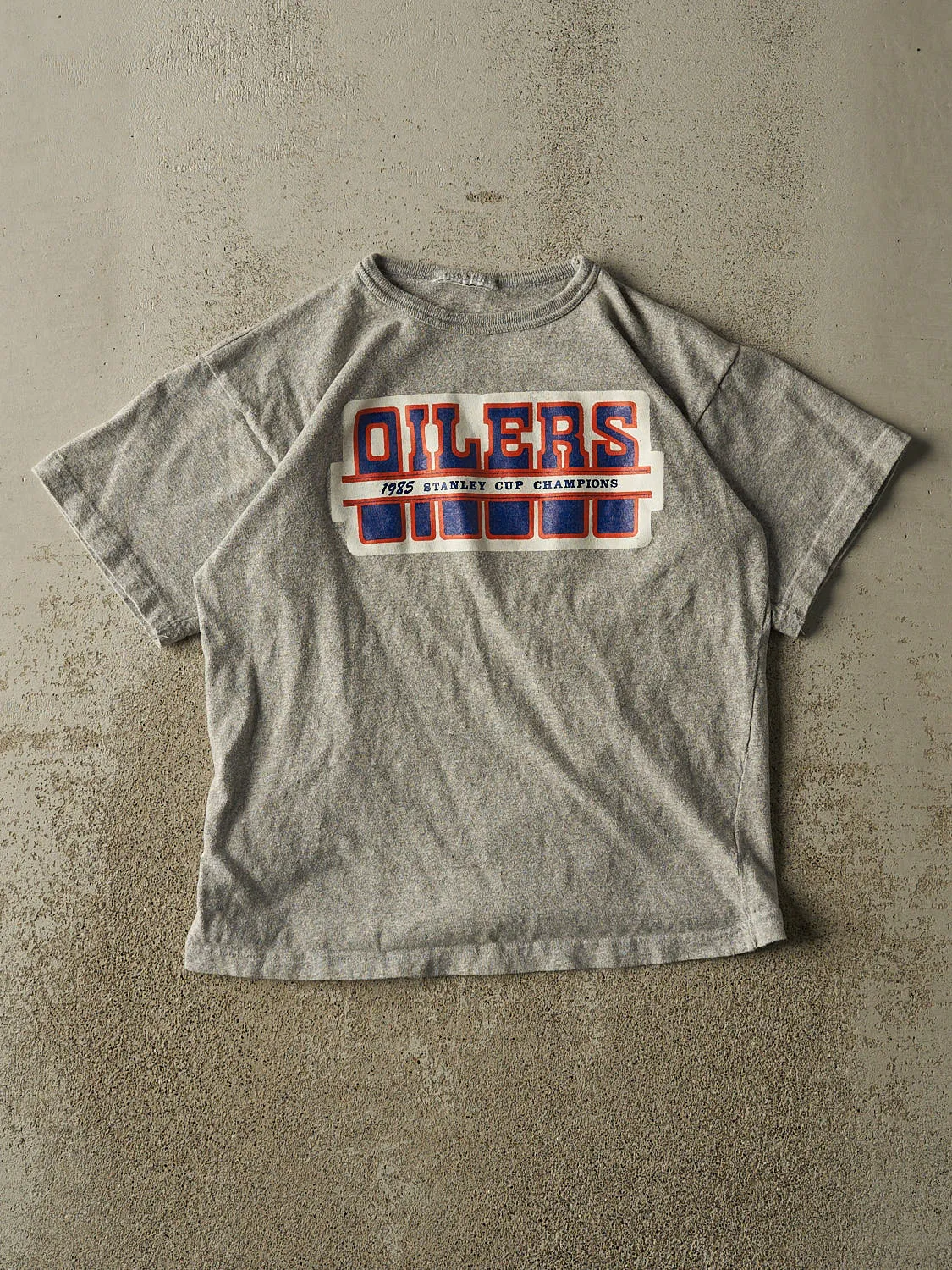 Vintage 85' Grey Edmonton Oilers Stanley Cup Champions Tee (S/M) sold by Rebalance Vintage