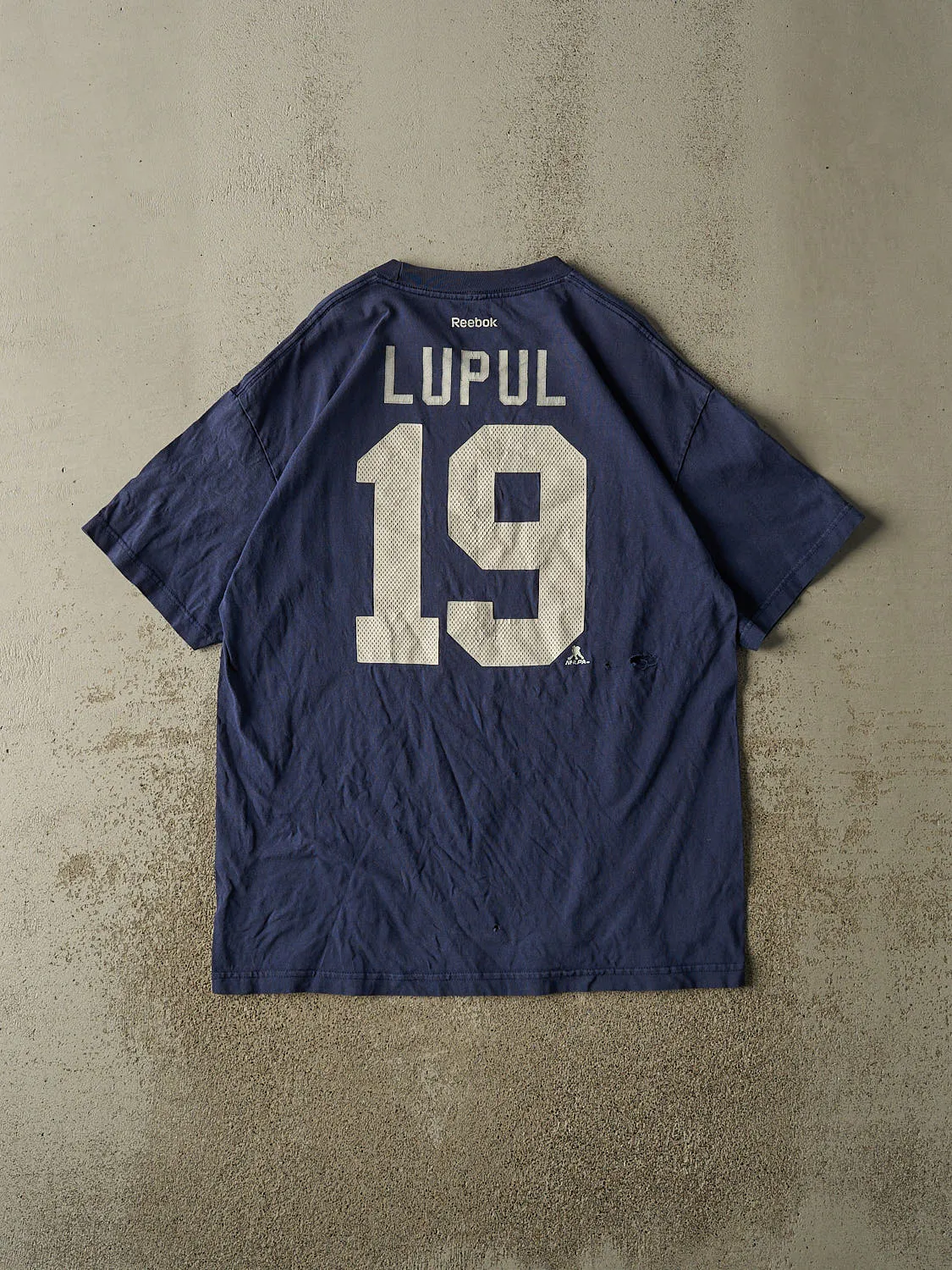 Vintage Y2K Navy Blue Toronto Maple Leafs #19 Joffrey Lupul Tee (XL) sold by Rebalance Vintage product image thumbnail 2