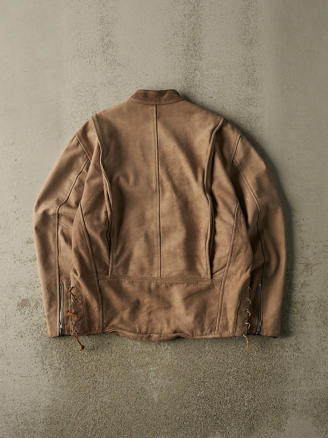 Vintage 90s Beige Leather Biker Jacket (L/XL) sold by Rebalance Vintage product image thumbnail 3