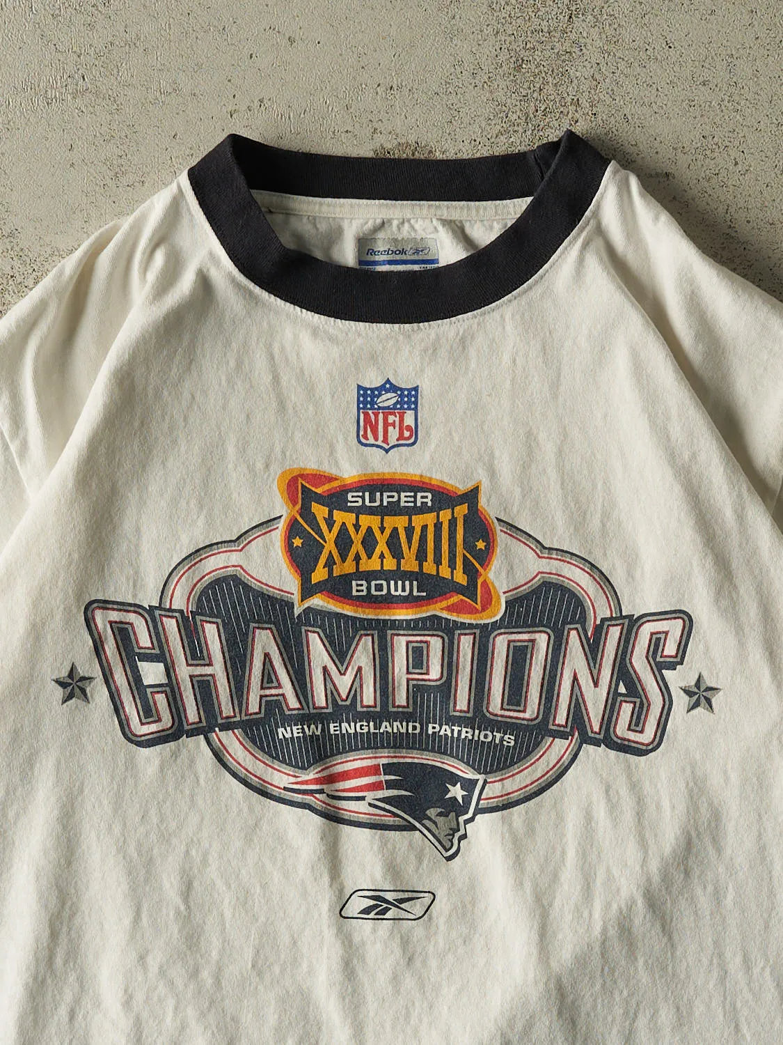 Vintage 04' White New England Patriots Super Bowl Champions Tee (M/L) sold by Rebalance Vintage product image thumbnail 2