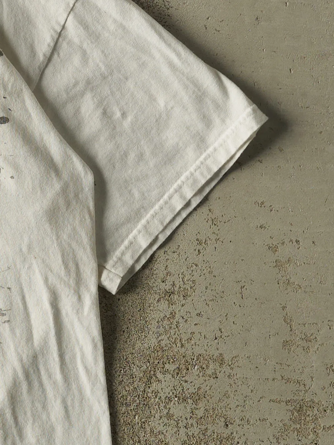 Vintage Y2K White Jimi Hendrix Tee (M) sold by Rebalance Vintage product image thumbnail 4