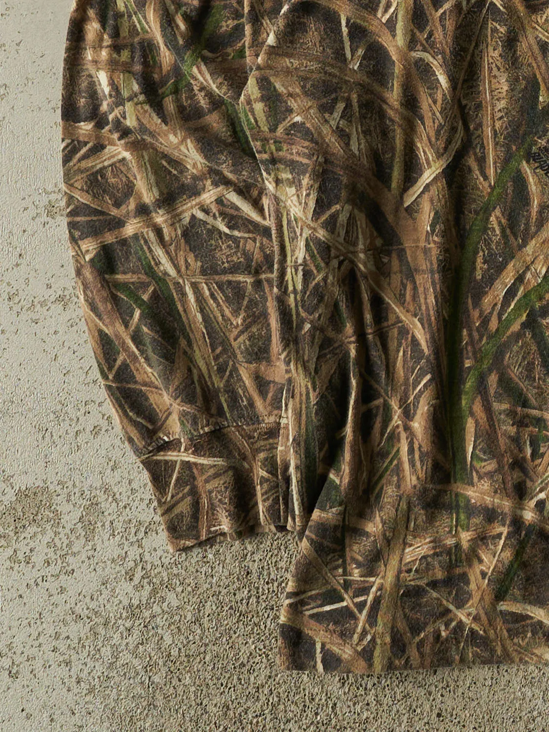 Vintage Y2K Camo Mossy Oak Long Sleeve (XL/XXL) sold by Rebalance Vintage product image thumbnail 3