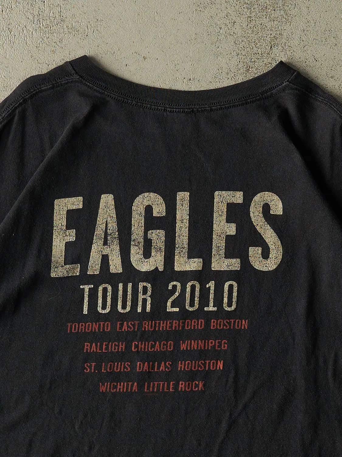 Vintage 10' Black The Eagles "Hotel California" Band Tee (XL/XXL) sold by Rebalance Vintage product image thumbnail 4