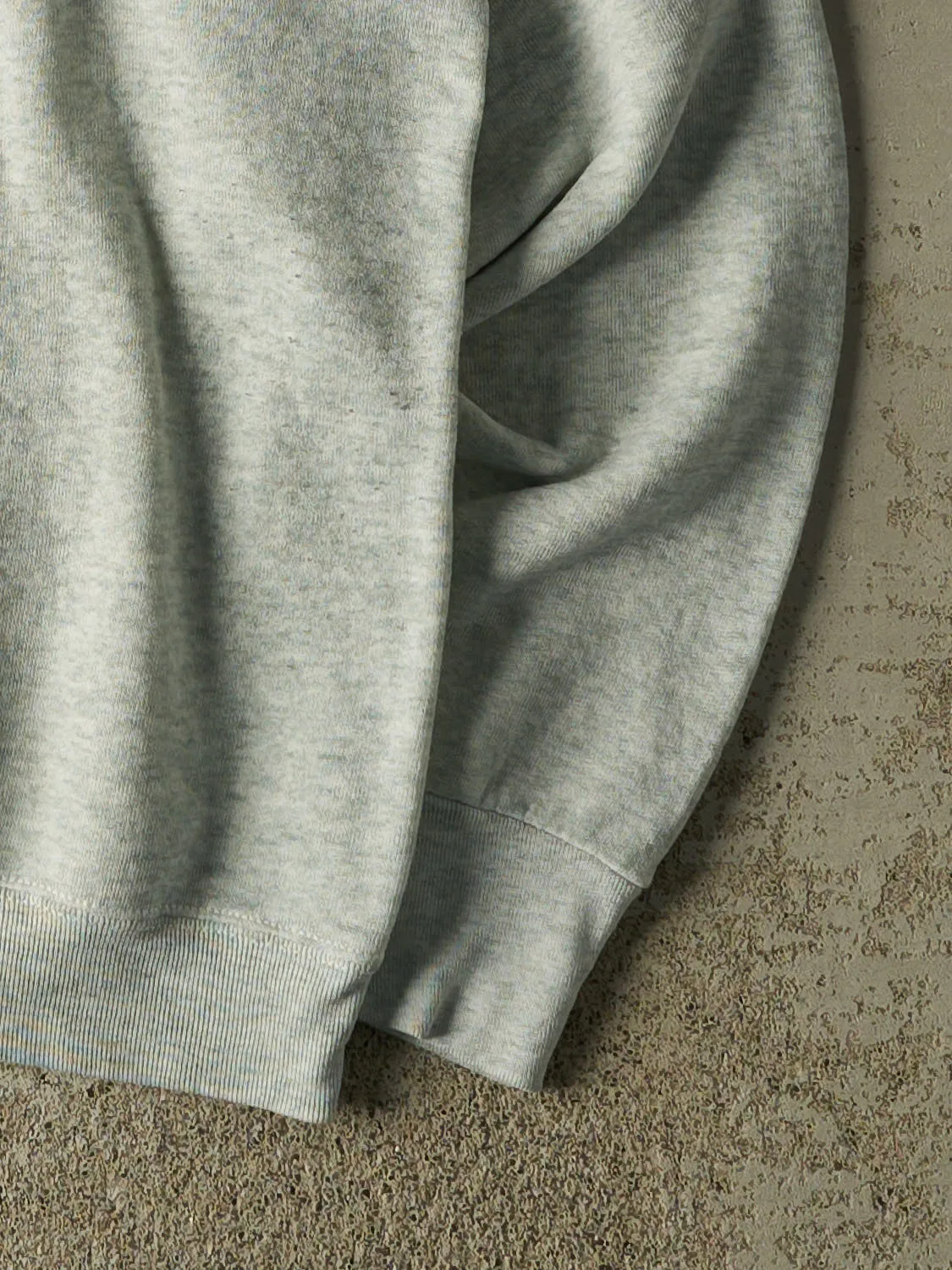 Vintage 90s Heather Grey Los Angeles California Crewneck (M) sold by Rebalance Vintage product image thumbnail 4