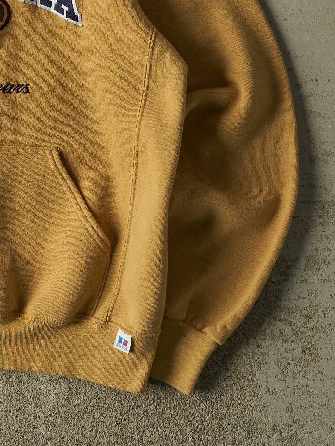 Vintage Y2K Beige Russell Athletic University of California Golden Bears Hoodie (S) sold by Rebalance Vintage product image thumbnail 3