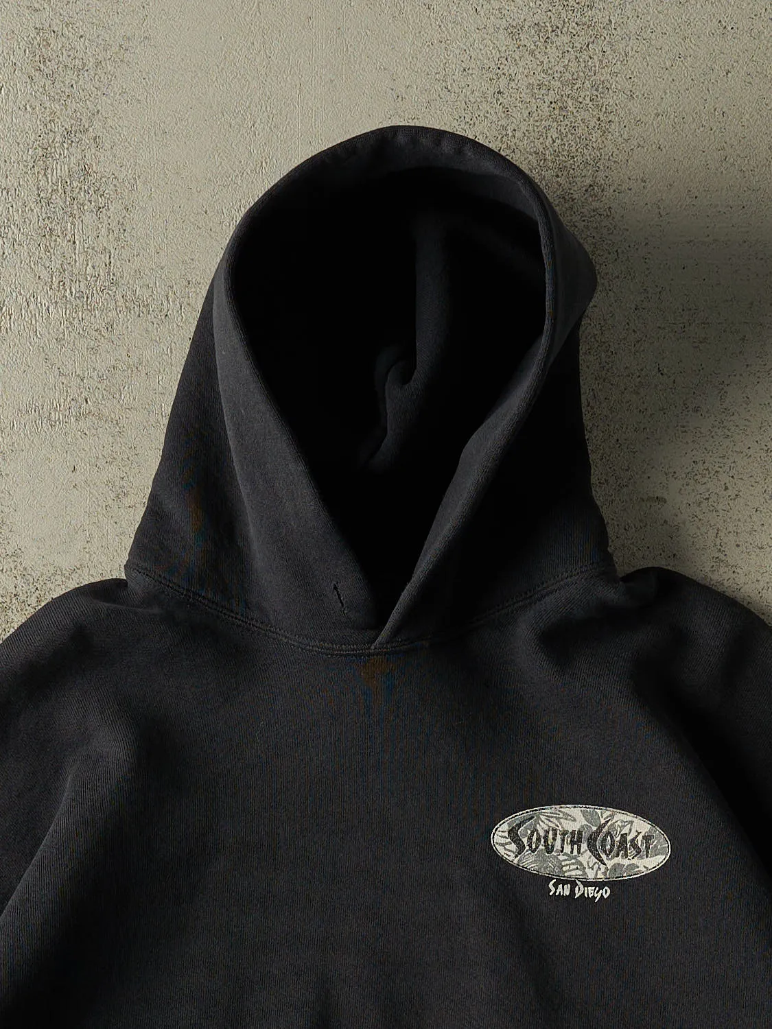 Vintage 90s Black San Diego South Coast Surf Boxy Hoodie (M/L) sold by Rebalance Vintage product image thumbnail 3