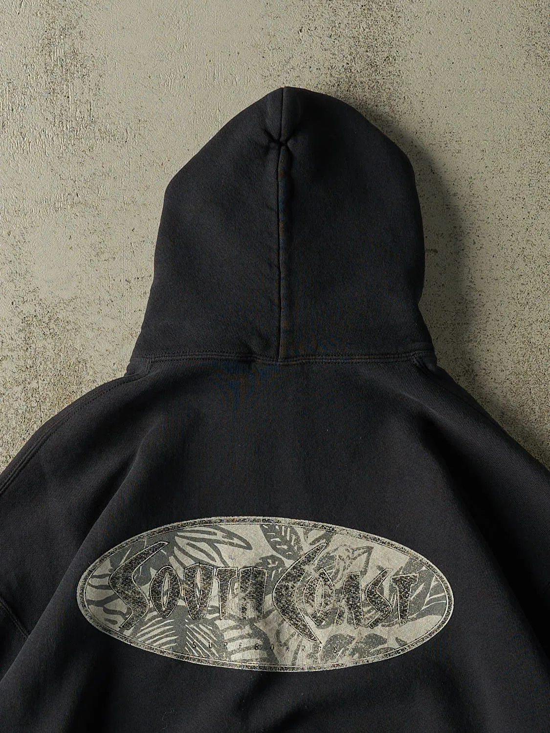 Vintage 90s Black San Diego South Coast Surf Boxy Hoodie (M/L) sold by Rebalance Vintage product image thumbnail 4