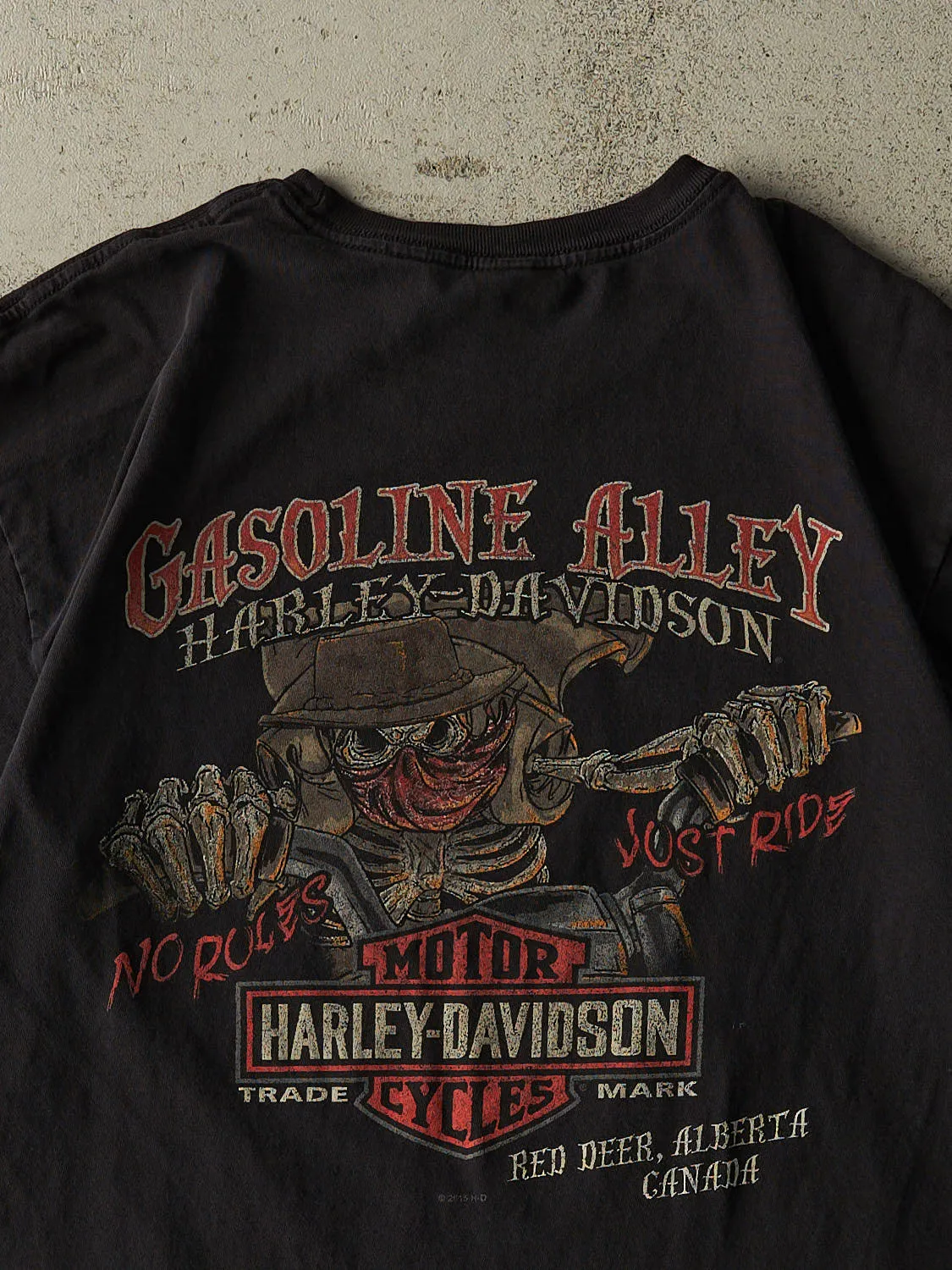 16' Faded Black Harley Davidson Red Deer Alberta Tee (L) sold by Rebalance Vintage product image thumbnail 4