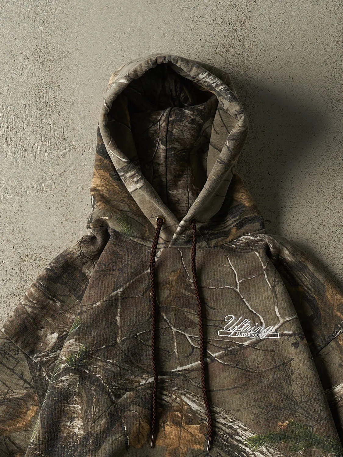 Vintage Y2K Camo Russell Athletic x Realtree Embroidered Hoodie (L/XL) sold by Rebalance Vintage product image thumbnail 2