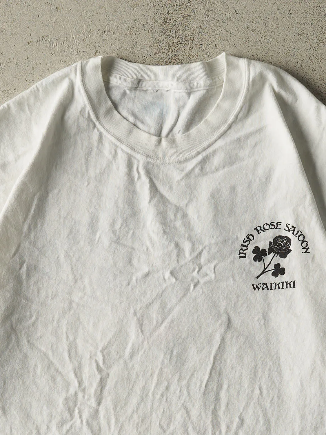 Vintage 90s White Irish Rose Saloon Tee (L/XL) sold by Rebalance Vintage product image thumbnail 3