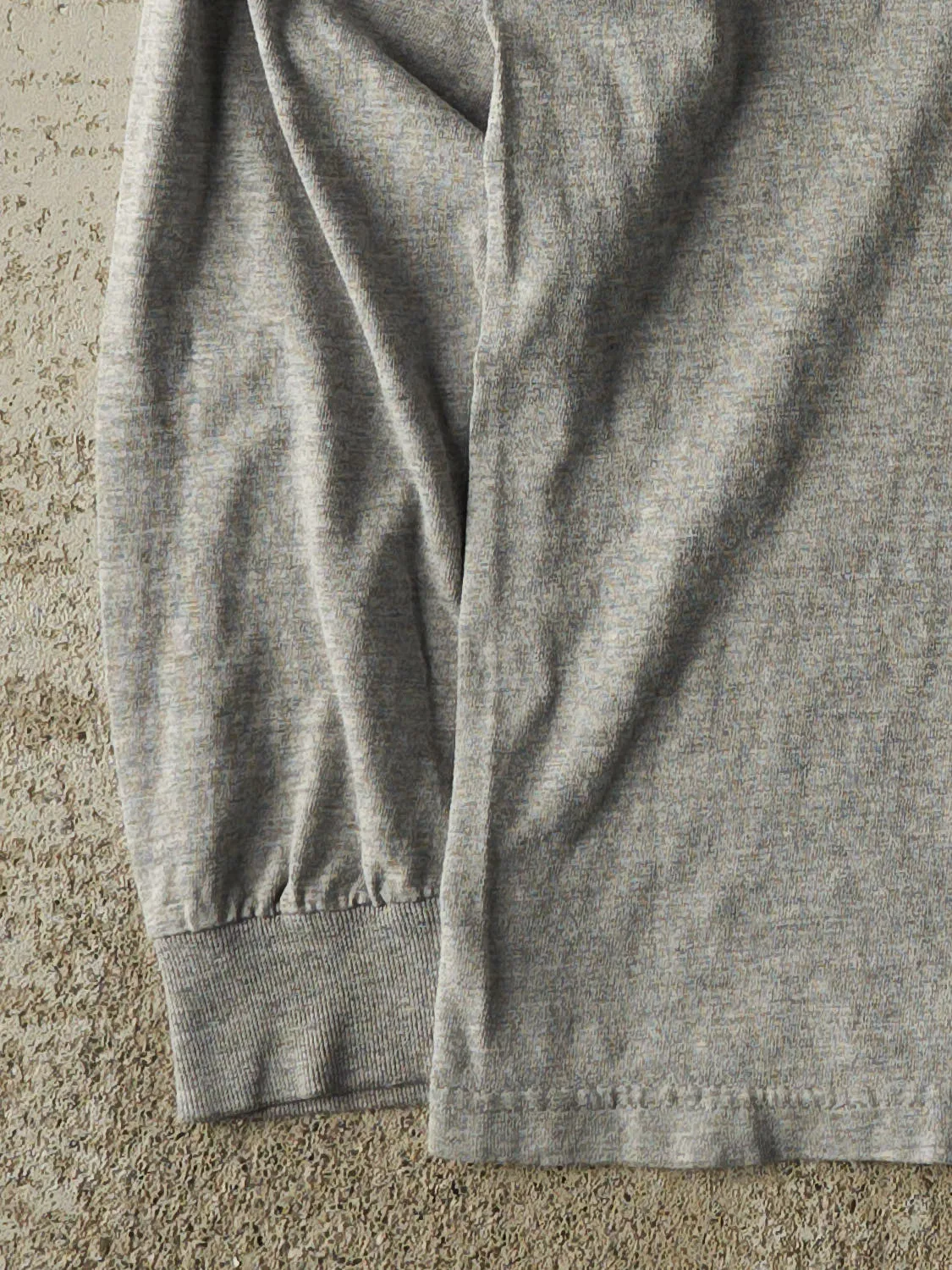 Vintage Y2K Grey Nike Long Sleeve (XS/S) sold by Rebalance Vintage product image thumbnail 3