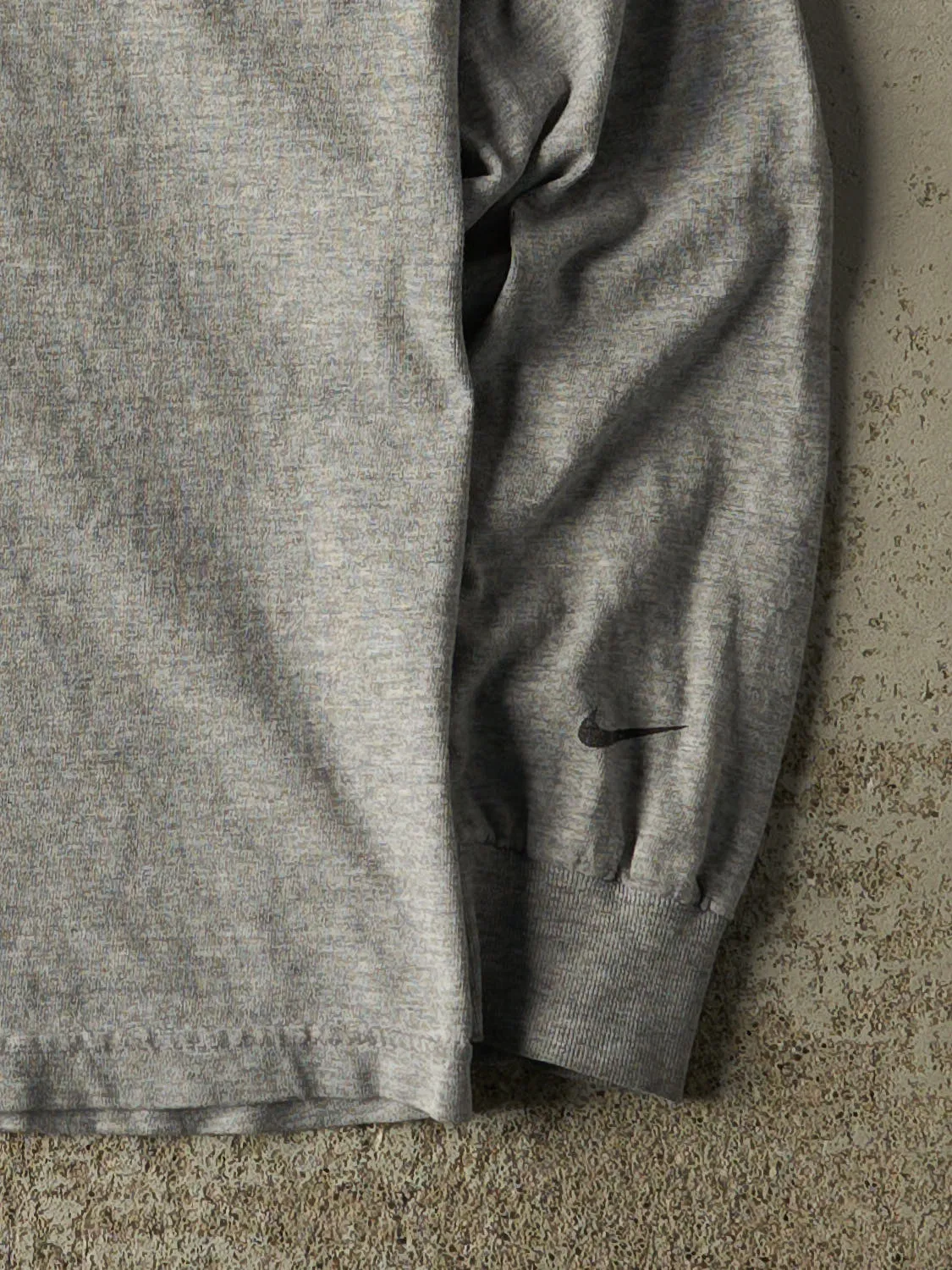 Vintage Y2K Grey Nike Long Sleeve (XS/S) sold by Rebalance Vintage product image thumbnail 4