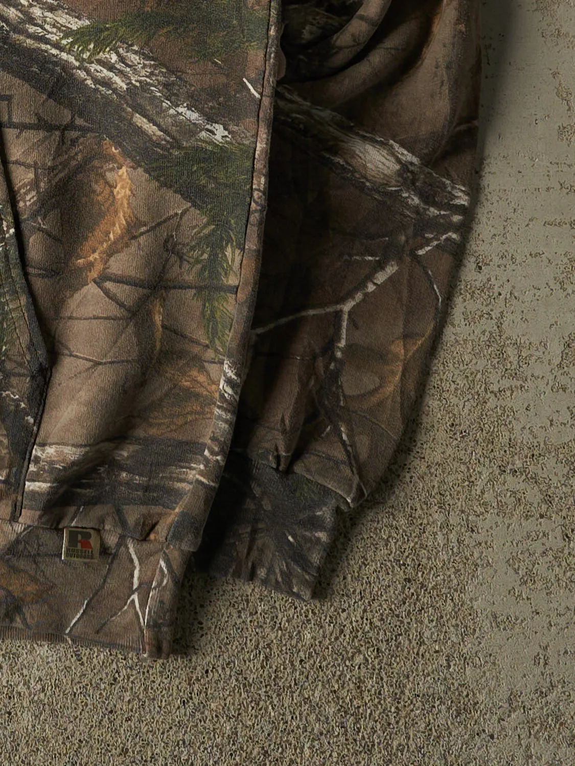 Vintage Y2K Camo Russell Athletic x Realtree Greenway Raiders Hoodie (L) sold by Rebalance Vintage product image thumbnail 4