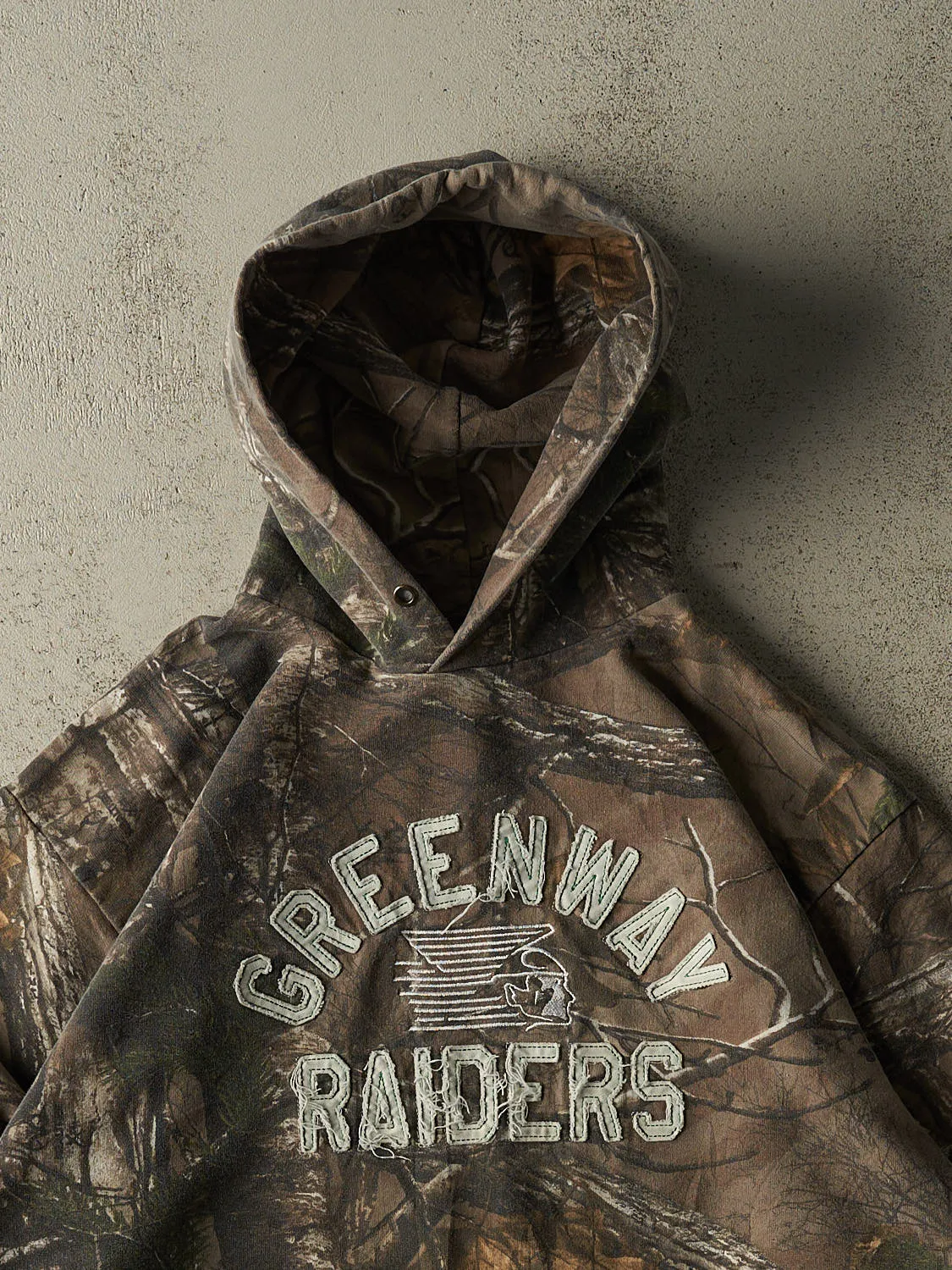 Vintage Y2K Camo Russell Athletic x Realtree Greenway Raiders Hoodie (L) sold by Rebalance Vintage product image thumbnail 2