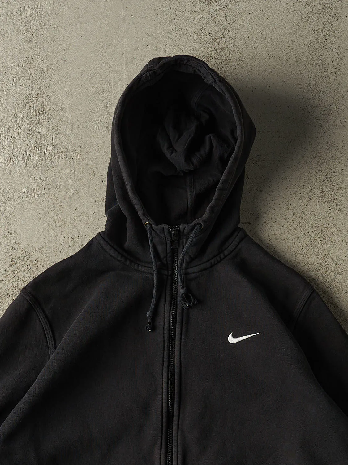 Vintage Y2K Black Nike Zip Up Hoodie (L/XL) sold by Rebalance Vintage product image thumbnail 2