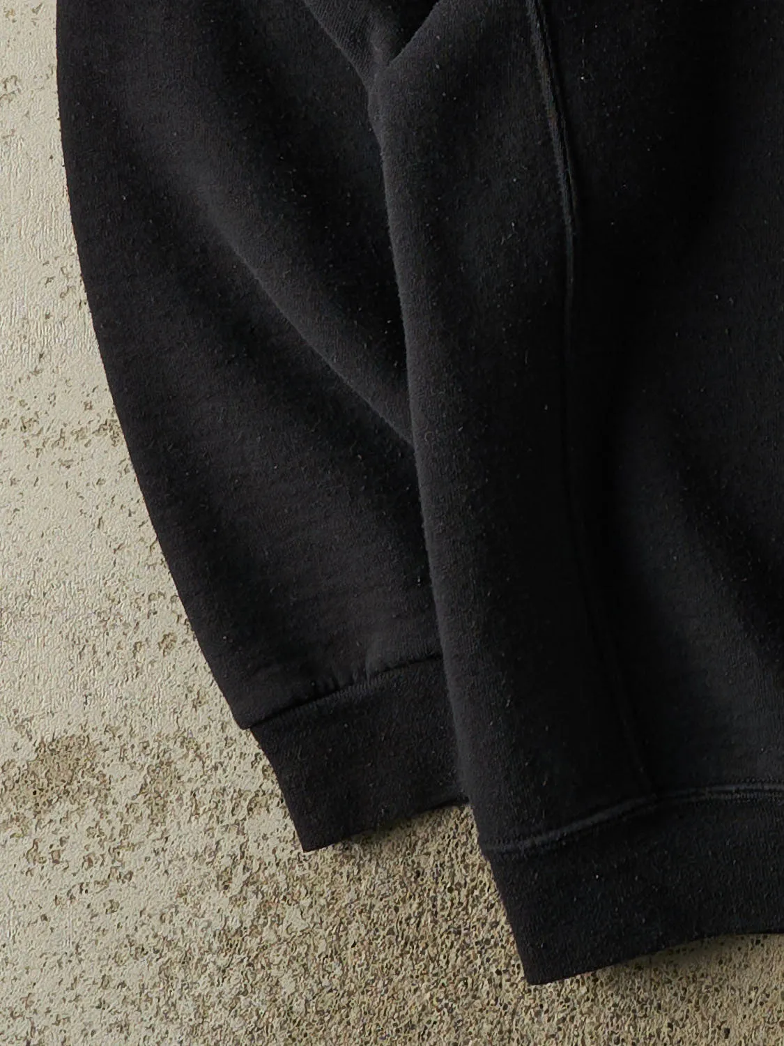 Vintage Y2K Black Russell Athletic Blank Crewneck (L/XL) sold by Rebalance Vintage product image thumbnail 3