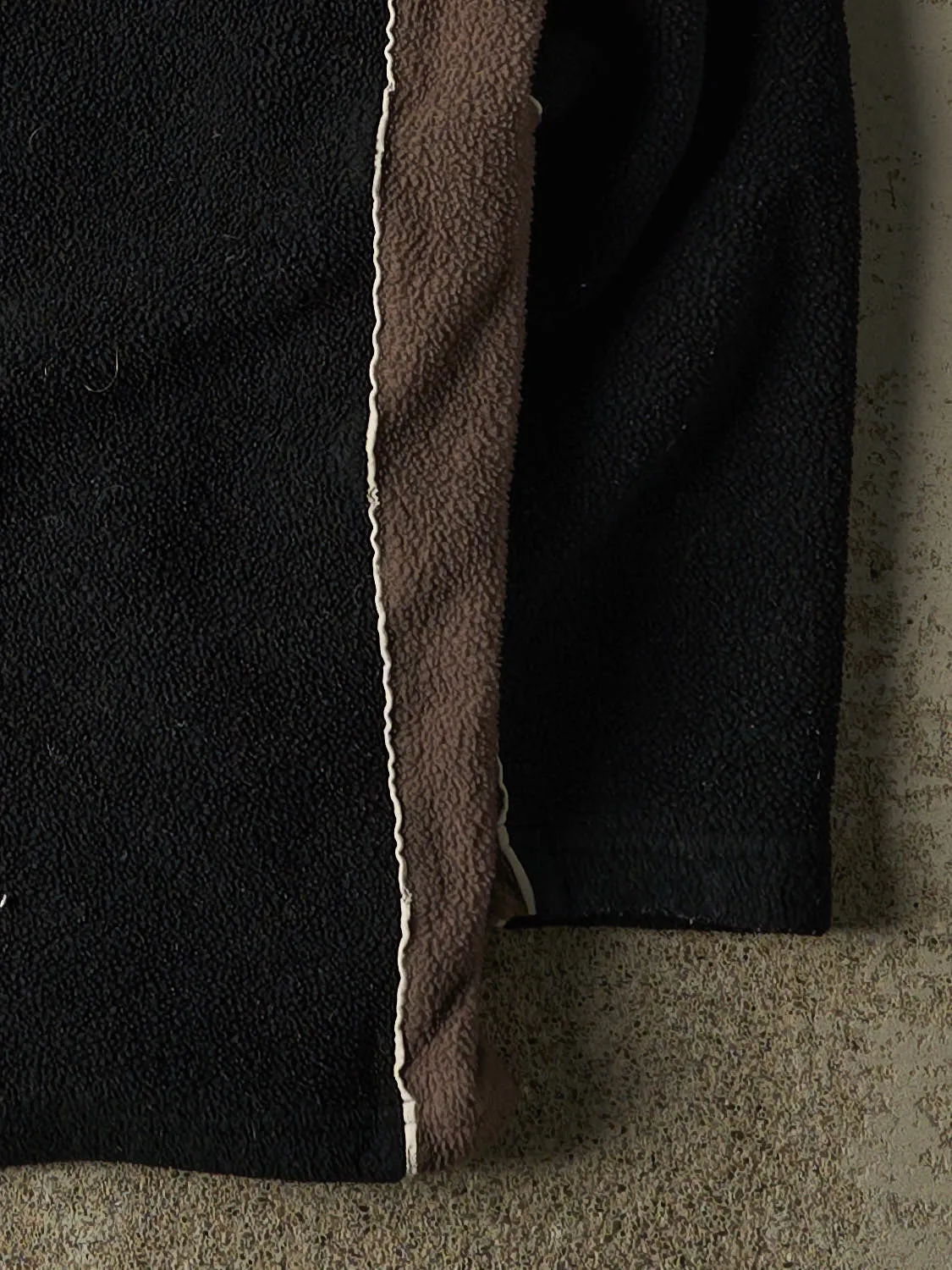 Vintage 90s Black Columbia Embroidered Fleece (L/XL) sold by Rebalance Vintage product image thumbnail 4