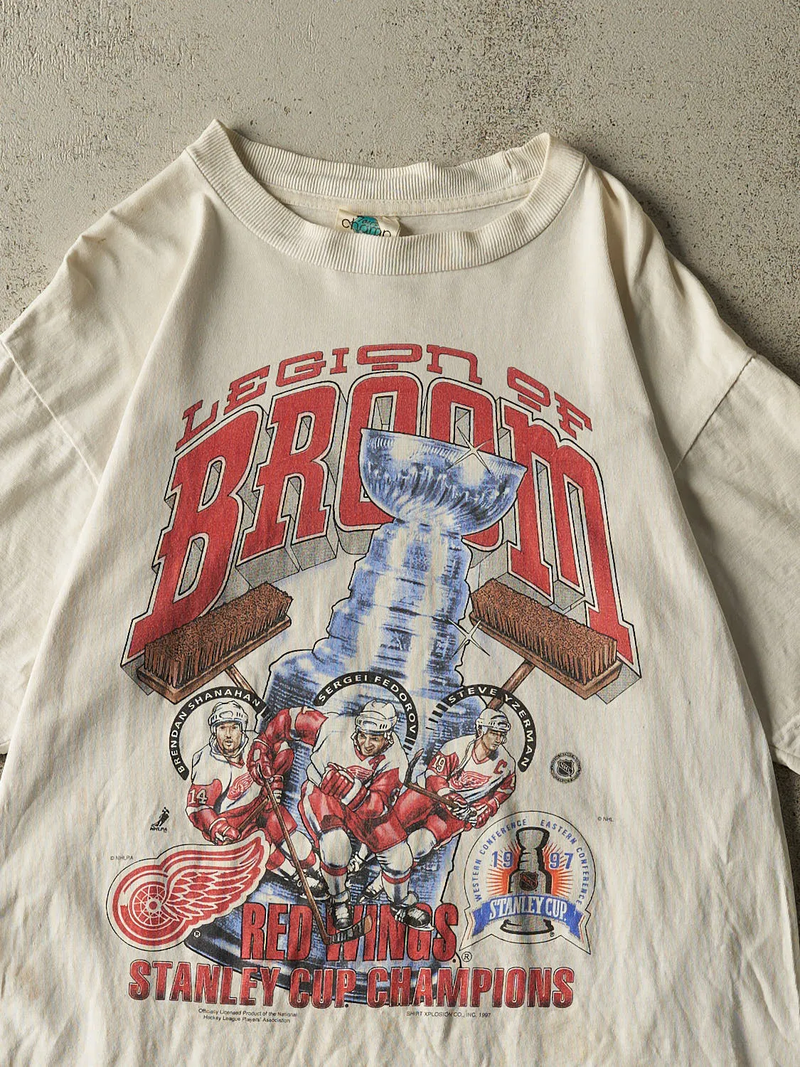 Vintage 97' Beige Detroit Red Wings Stanley Cup Champions Tee (M) sold by Rebalance Vintage product image thumbnail 2