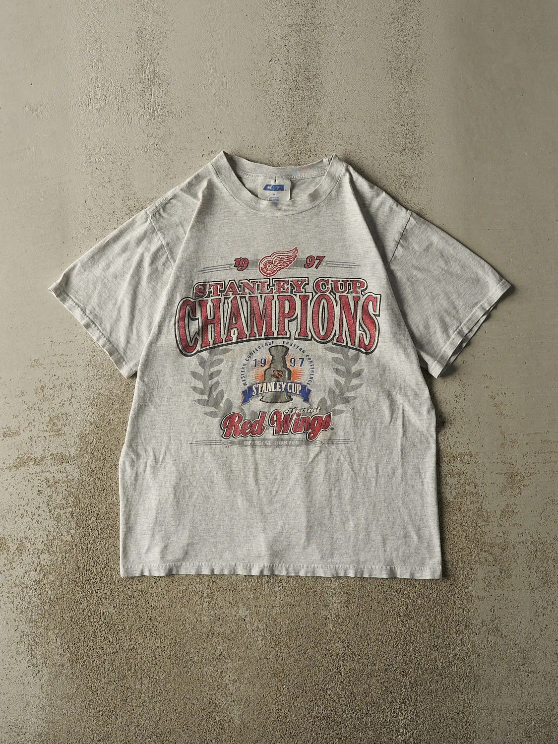 Vintage 97' Heather Grey Detroit Red Wings Stanley Cup Champions Tee (M/L) sold by Rebalance Vintage