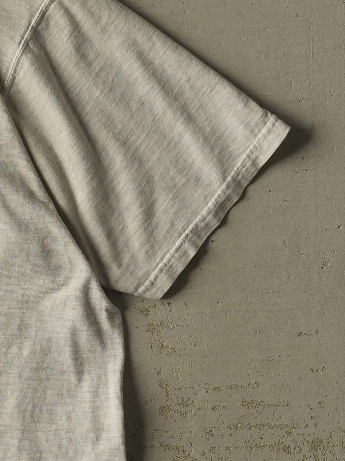 Vintage 03' Heather Grey Super Bowl XXXVII Tee (XL) sold by Rebalance Vintage product image thumbnail 3