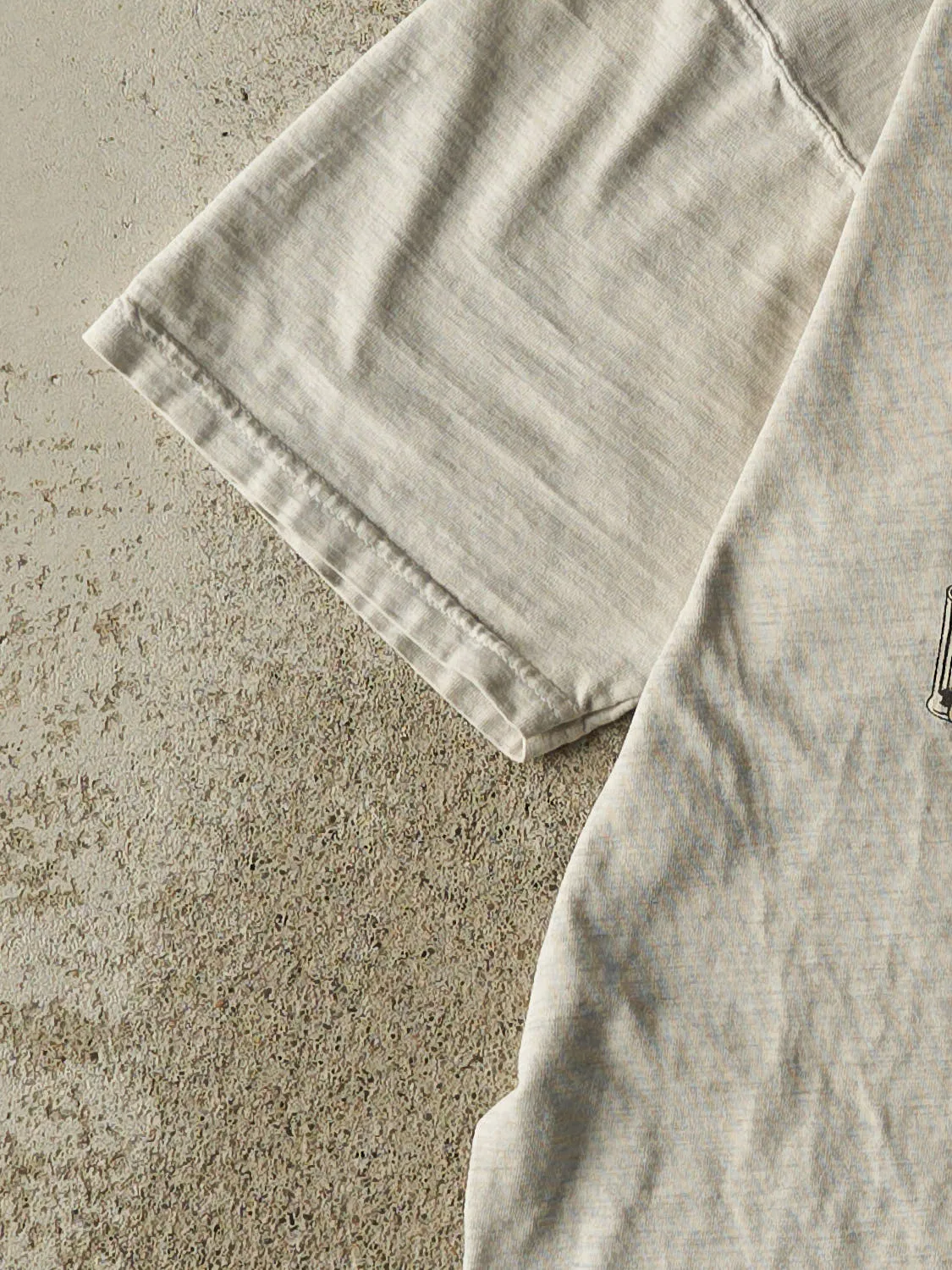 Vintage 03' Heather Grey Super Bowl XXXVII Tee (XL) sold by Rebalance Vintage product image thumbnail 4