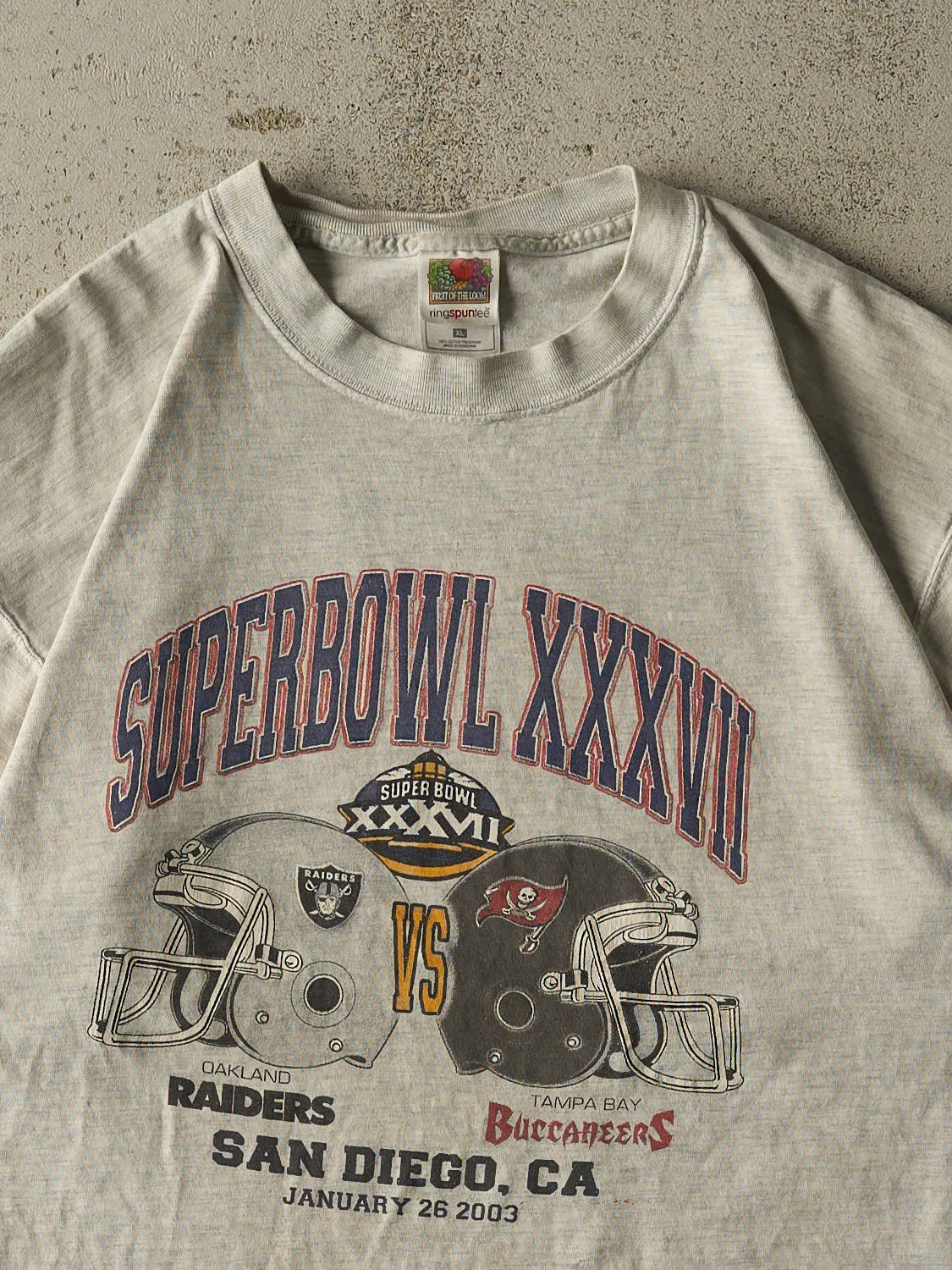 Vintage 03' Heather Grey Super Bowl XXXVII Tee (XL) sold by Rebalance Vintage product image thumbnail 2