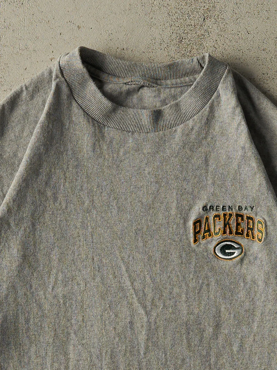 Vintage 90s Grey Green Bay Packers Embroidered Tee (M) sold by Rebalance Vintage product image thumbnail 2