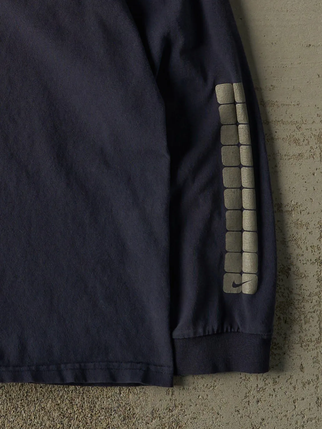 Vintage Y2K Navy Blue Nike Long Sleeve (L/XL) sold by Rebalance Vintage product image thumbnail 3