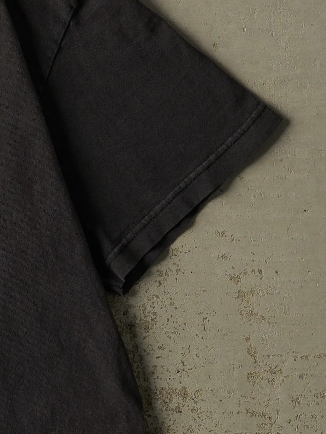 Vintage 90s Faded Black Electric Motors Car Tee (L/XL) sold by Rebalance Vintage product image thumbnail 3