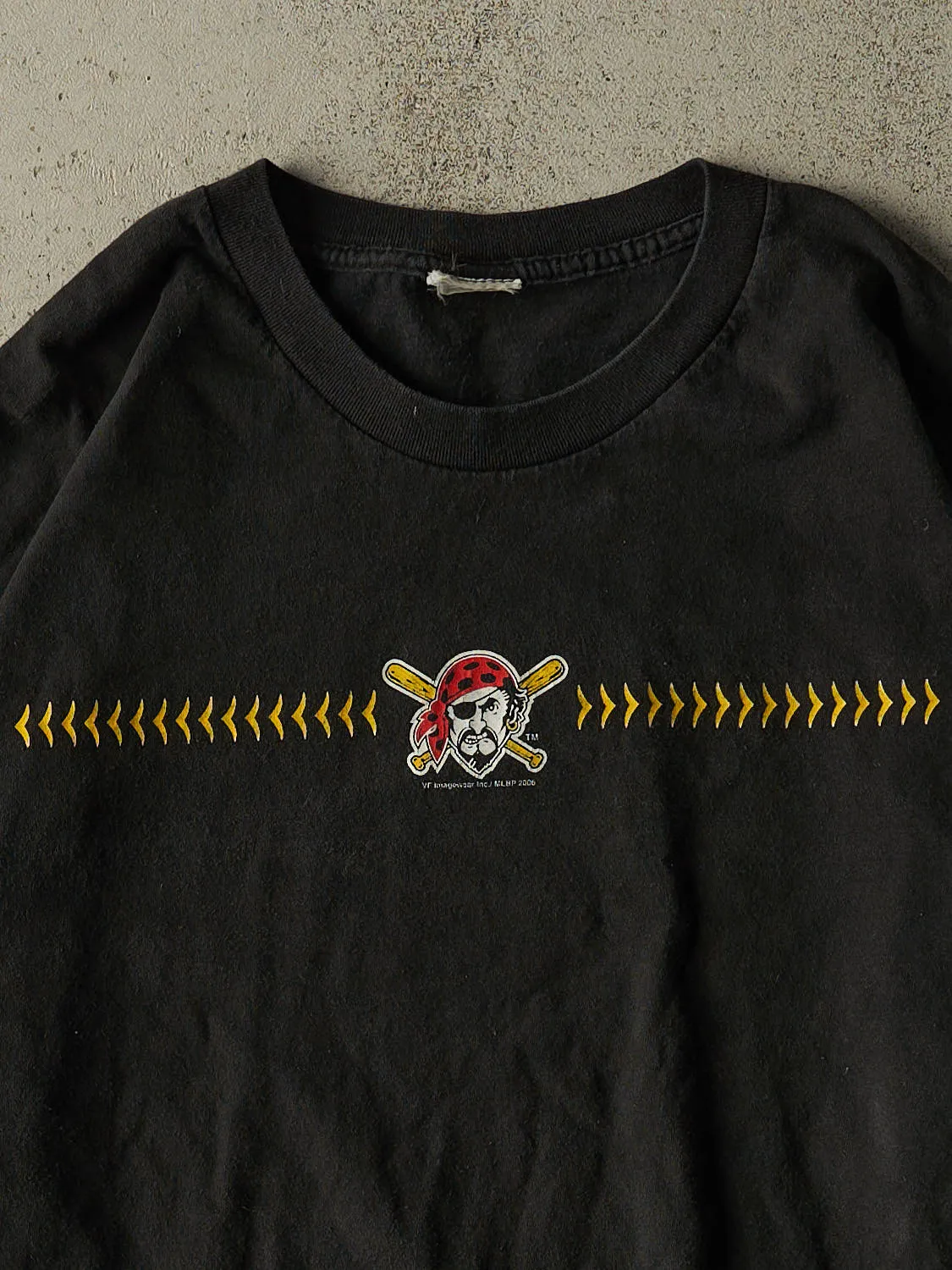 Vintage 06' Black Pittsburgh Pirates Long Sleeve (XL/XXL) sold by Rebalance Vintage product image thumbnail 2