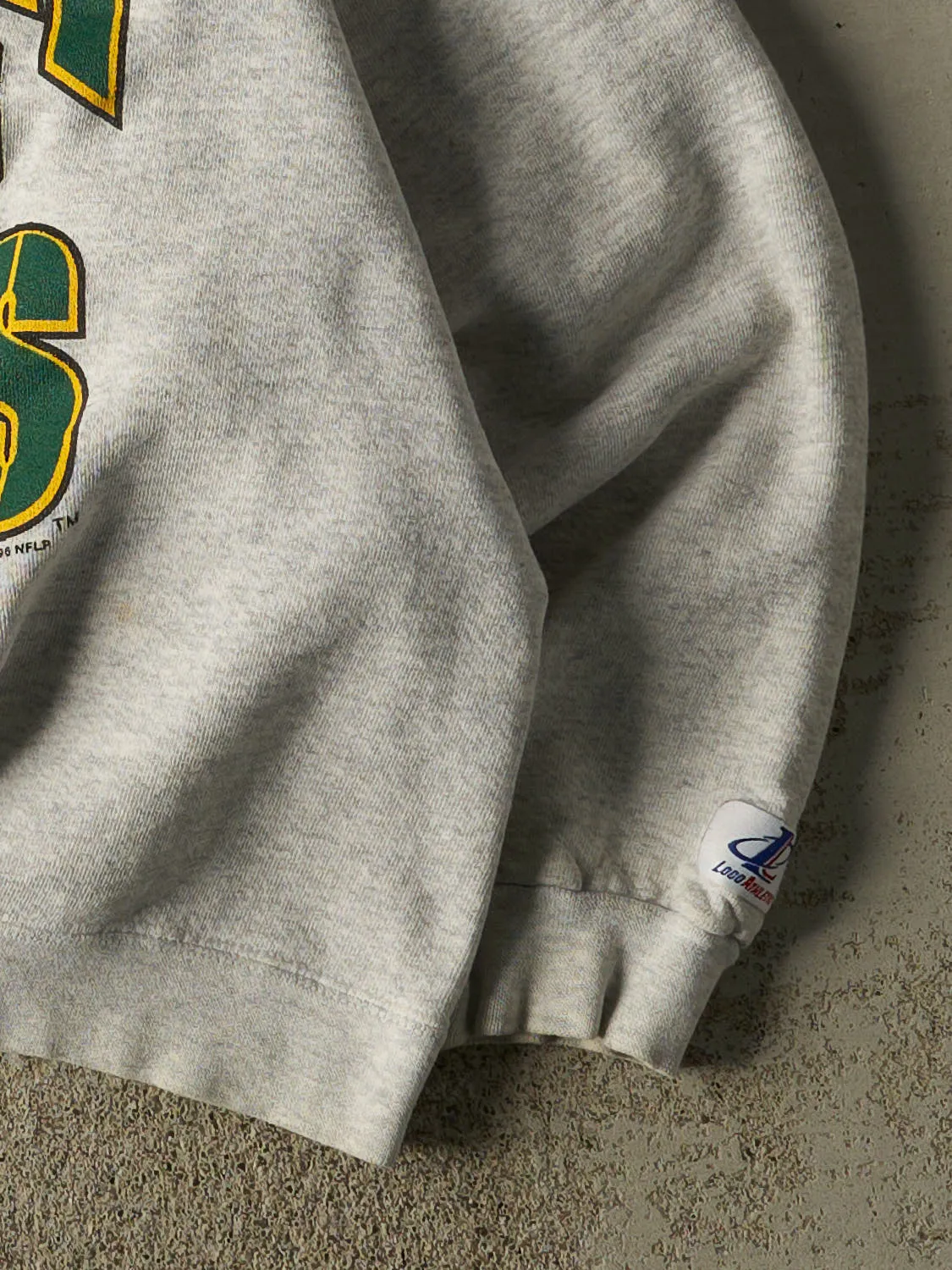 Vintage 96' Heather Grey Green Bay Packers NFC Champions Crewneck (M) sold by Rebalance Vintage product image thumbnail 3