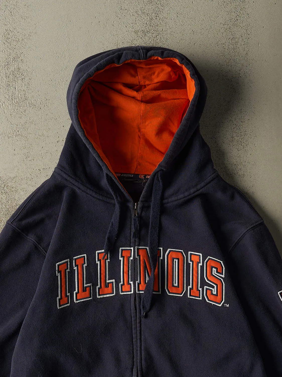 Vintage Y2K Navy Blue University of Illinois Zip Up Hoodie (XL) sold by Rebalance Vintage product image thumbnail 2
