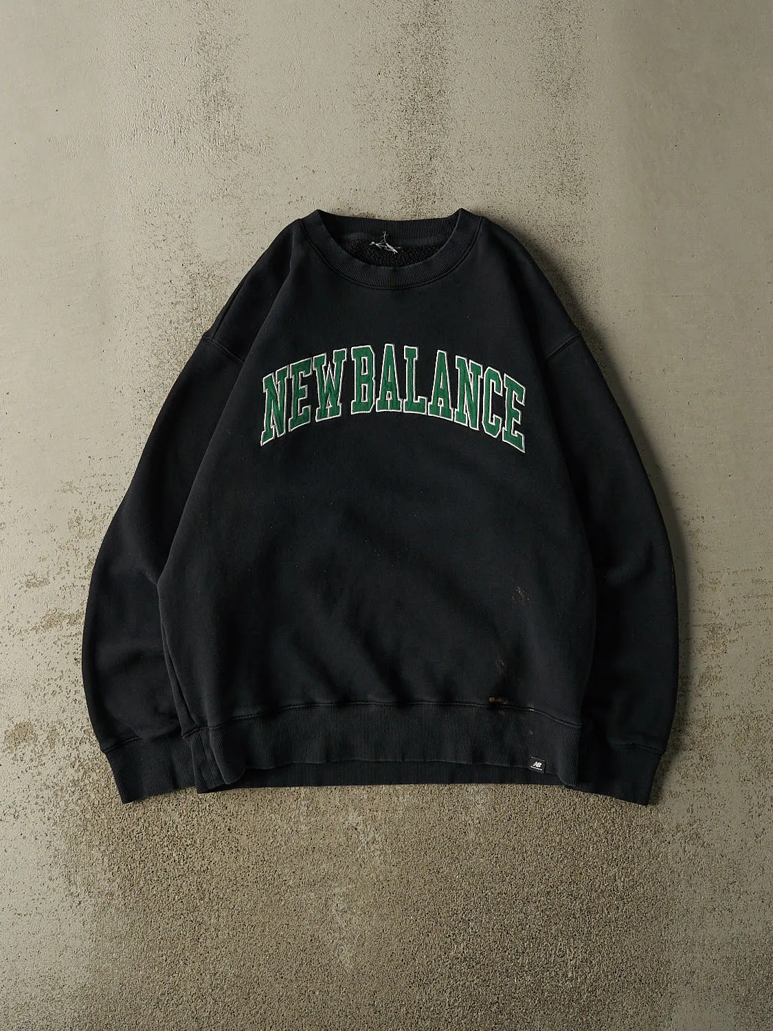 Vintage Y2K Black New Balance Embroidered Crewneck (L) sold by Rebalance Vintage