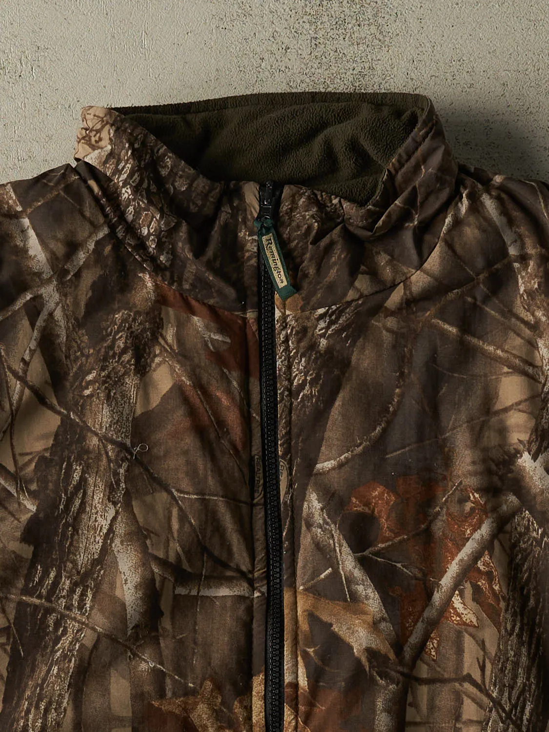 Vintage 90s Camo Realtree x Remington Reversible Vest (XL/XXL) sold by Rebalance Vintage product image thumbnail 3