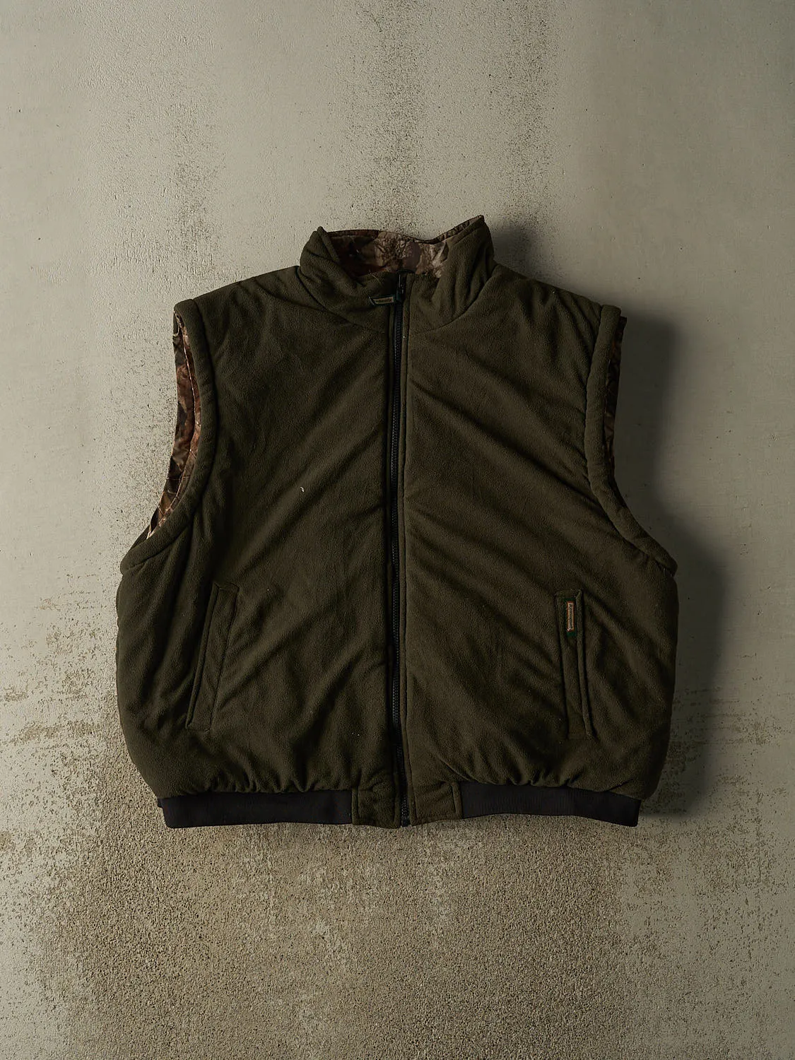 Vintage 90s Camo Realtree x Remington Reversible Vest (XL/XXL) sold by Rebalance Vintage product image thumbnail 2