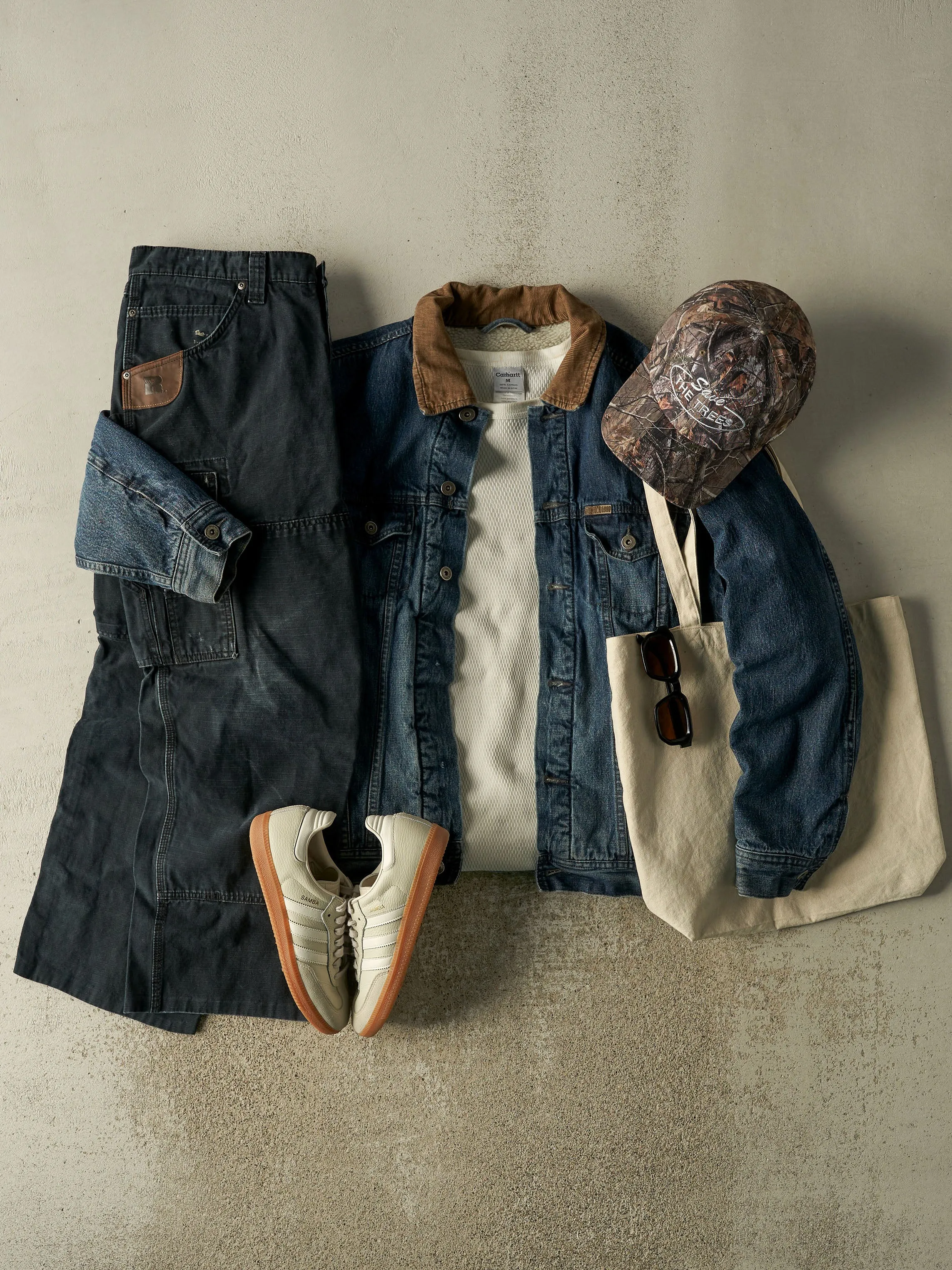 Vintage 90s Dark Wash Sherpa Lined Denim Jacket (M/L) sold by Rebalance Vintage product image thumbnail 2