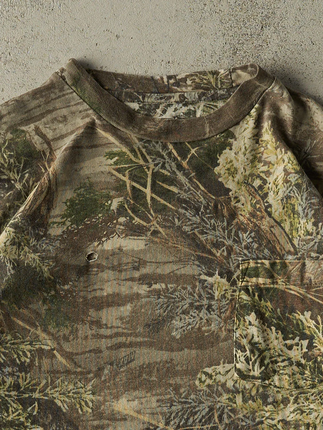 Vintage Y2K Camo Max-1 Pocket Long Sleeve (L/XL) sold by Rebalance Vintage product image thumbnail 2