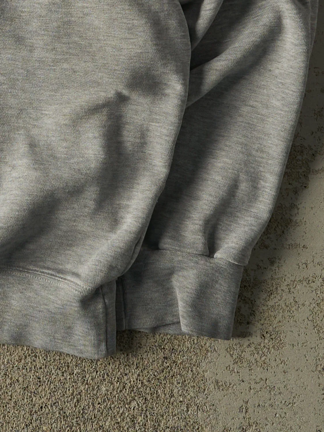 Vintage Y2K Grey Tennessee Titans Crewneck (XL/XXL) sold by Rebalance Vintage product image thumbnail 4