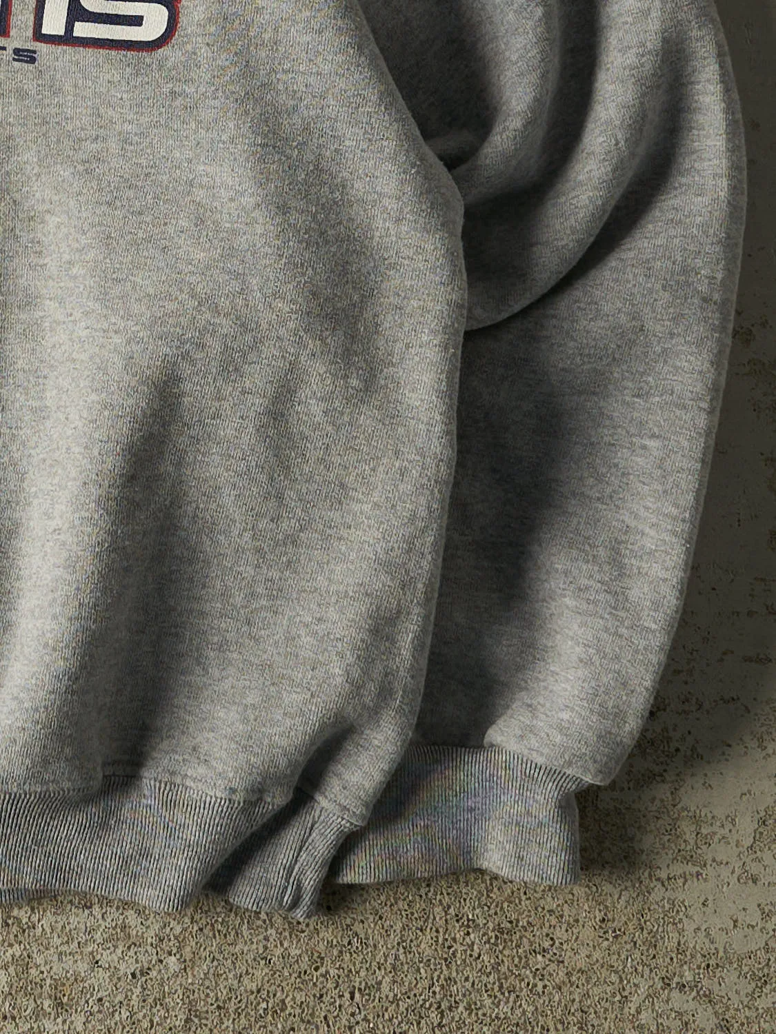 Vintage 02' Grey Superbowl XXXVI New England Patriots Crewneck (M/L) sold by Rebalance Vintage product image thumbnail 4