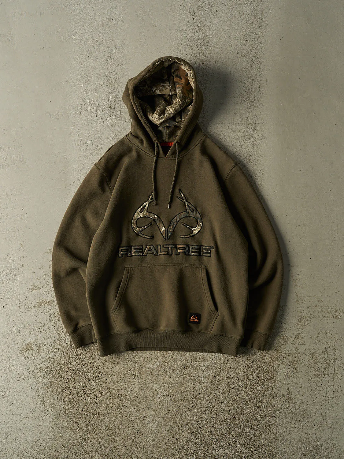 Vintage Y2K Green Realtree Embroidered Hoodie (M/L) sold by Rebalance Vintage