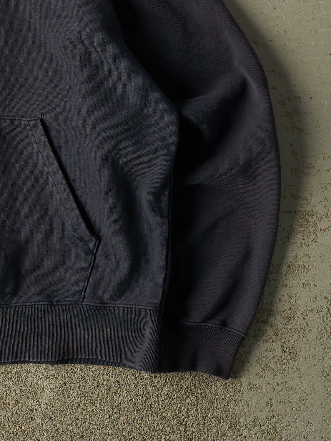 Vintage 90s Navy Blue Gap Blank Zip Up Hoodie (M/L) sold by Rebalance Vintage product image thumbnail 4