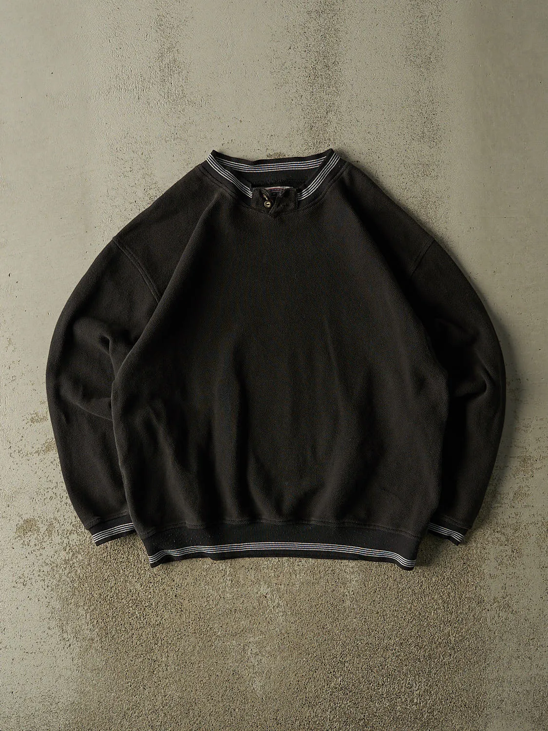Vintage 90s Black Quarter Button Crewneck (L/XL) sold by Rebalance Vintage