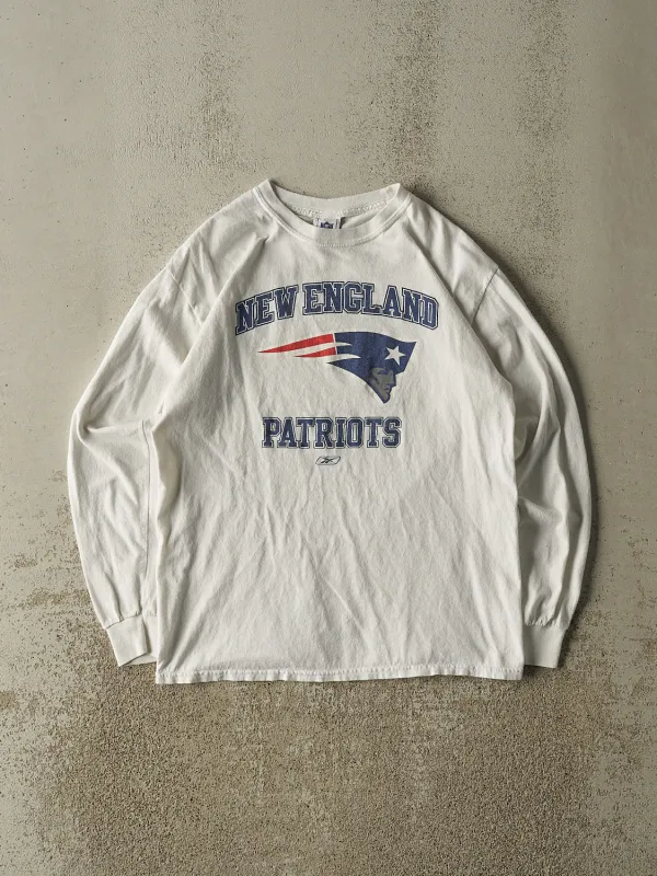 Vintage Y2K White New England Patriots Long Sleeve (S/M) made by Rebalance Vintage