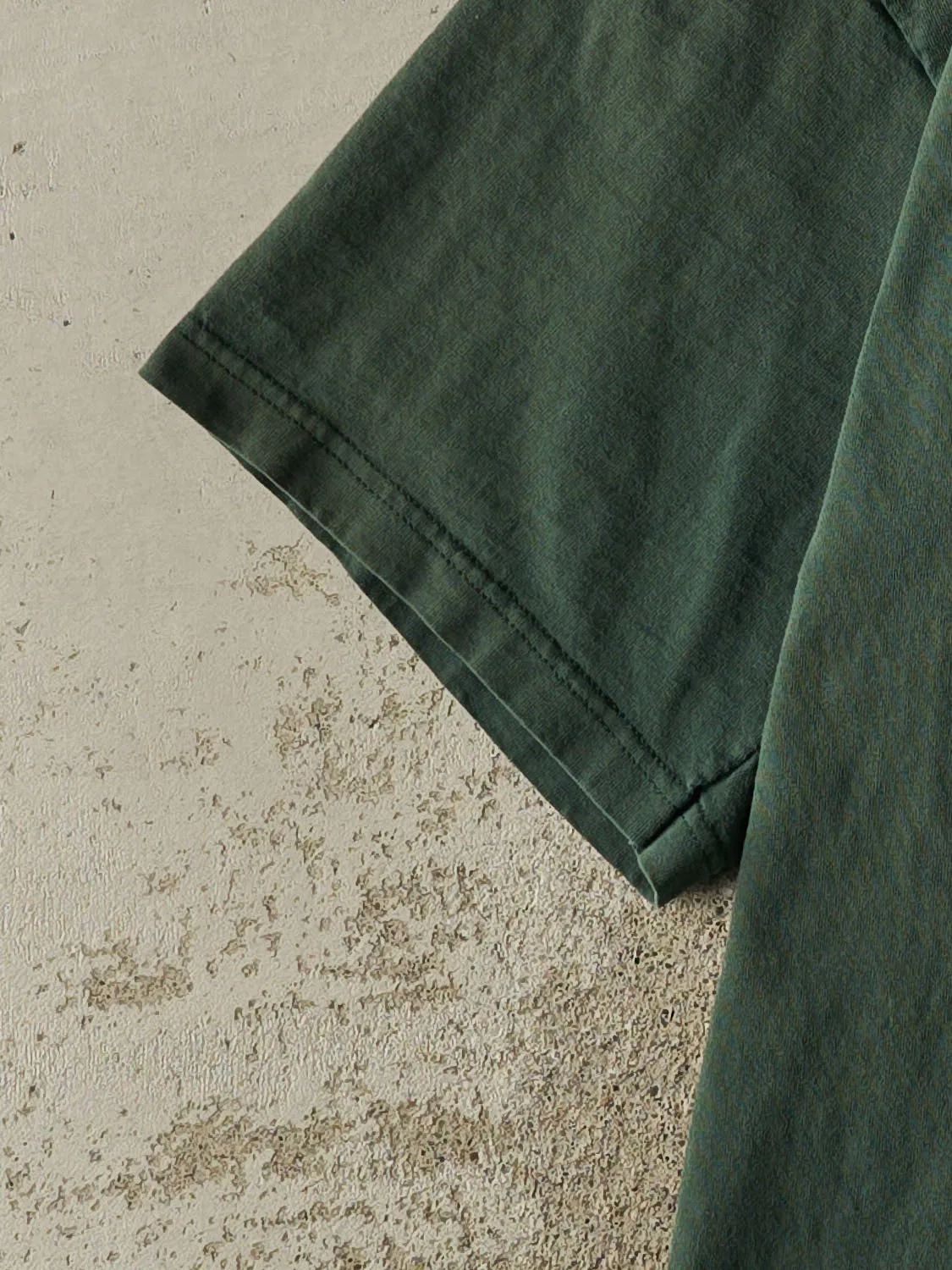 Vintage 90s Sun Faded Green College of William & Mary Tee (XL) sold by Rebalance Vintage product image thumbnail 3
