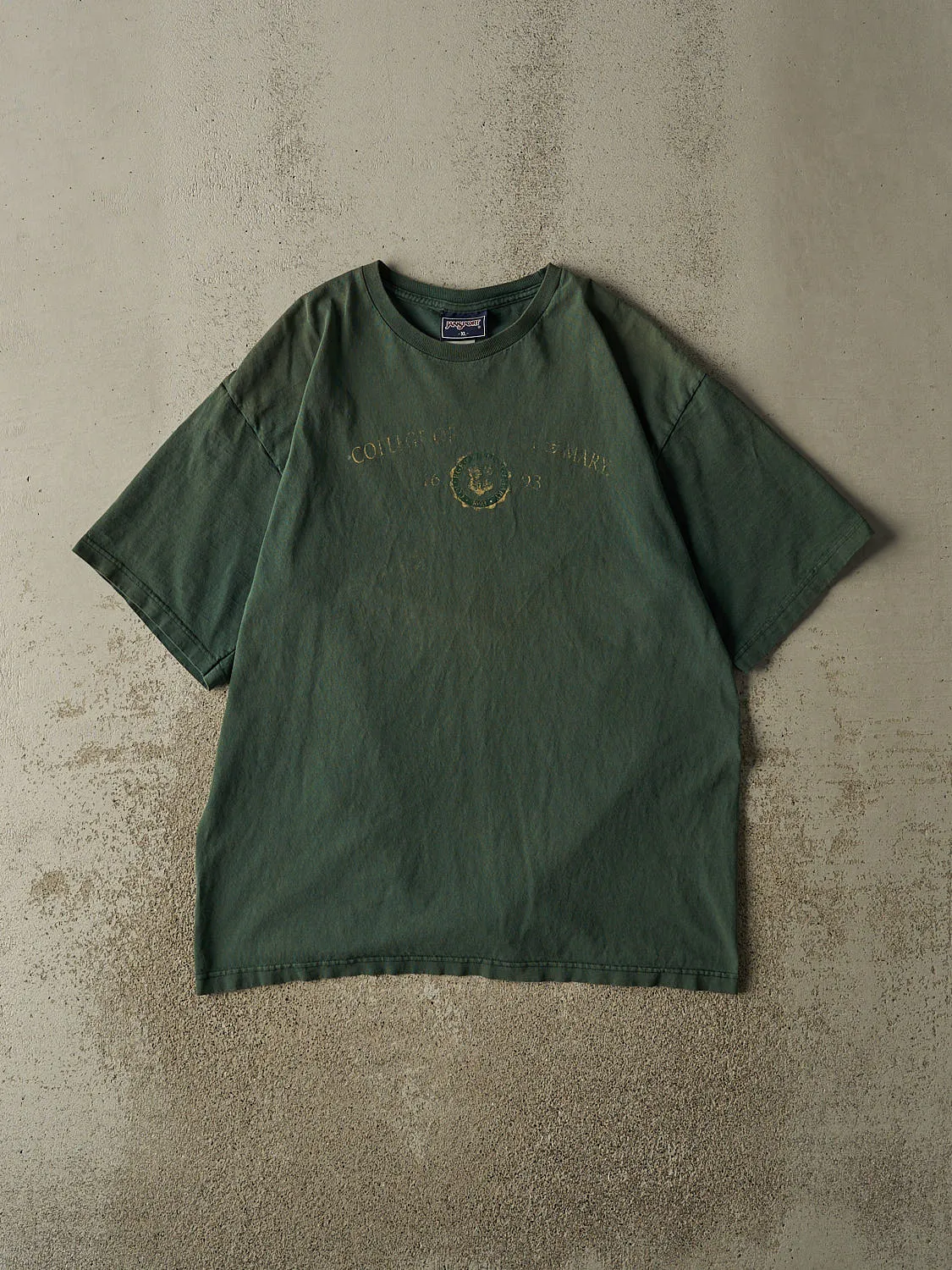 Vintage 90s Sun Faded Green College of William & Mary Tee (XL) sold by Rebalance Vintage