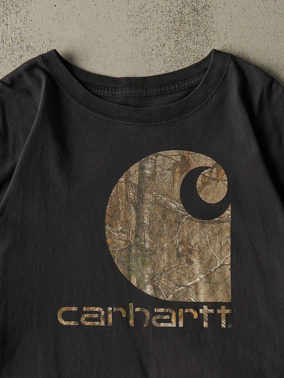 Vintage Y2K Faded Black Carhartt x Realtree Tee (XXL/XXXL) sold by Rebalance Vintage product image thumbnail 2